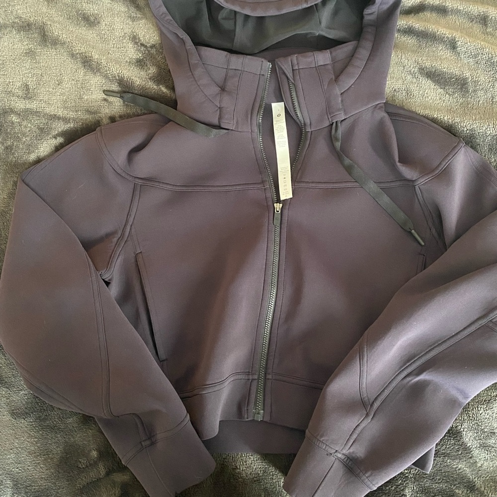 LULULEMON OVERSIZED JACKET